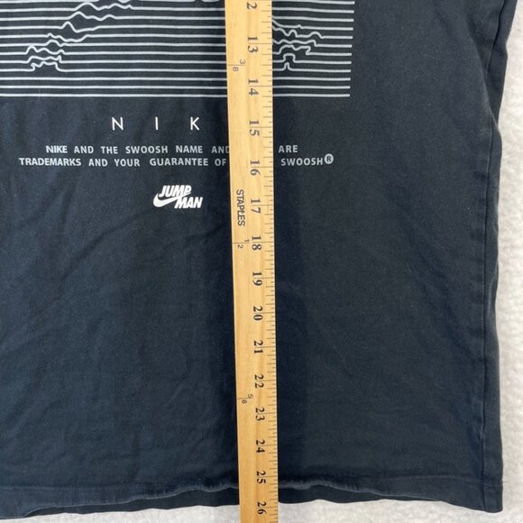 Jordan Men T-Shirt Small Black Logo Jumpman GFX Graphic Short Sleeve - Picture 4 of 6
